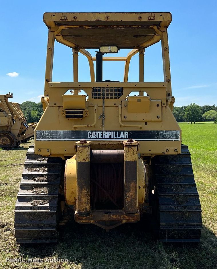 image for item DQ2057 1996 Caterpillar D4H XL Series III  dozer