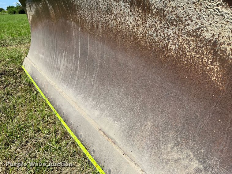 image for item DQ2057 1996 Caterpillar D4H XL Series III  dozer