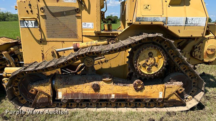 image for item DQ2057 1996 Caterpillar D4H XL Series III  dozer
