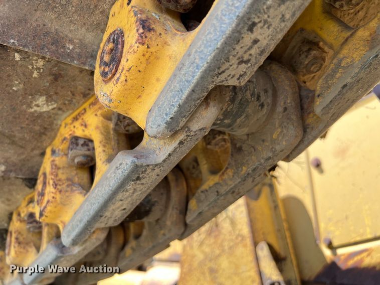 image for item DQ2057 1996 Caterpillar D4H XL Series III  dozer