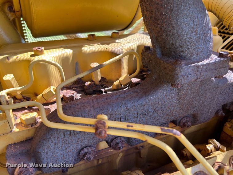 image for item DQ2058 1985 Caterpillar D4E  cable plow