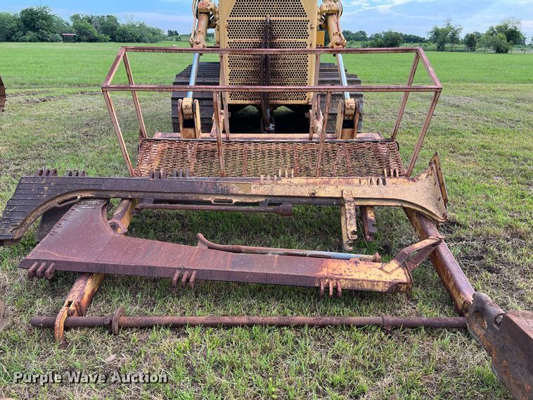 image for item DQ2059 1978 Caterpillar D8K  cable plow