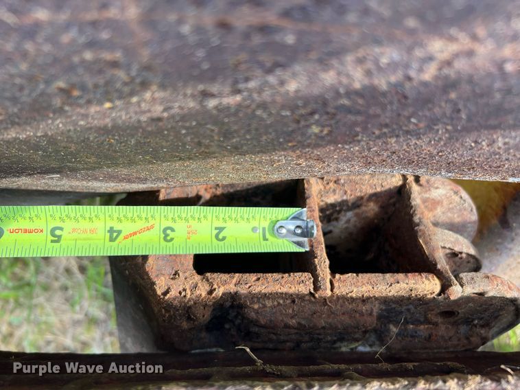 image for item DQ2059 1978 Caterpillar D8K  cable plow