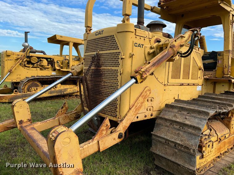 image for item DQ2059 1978 Caterpillar D8K  cable plow