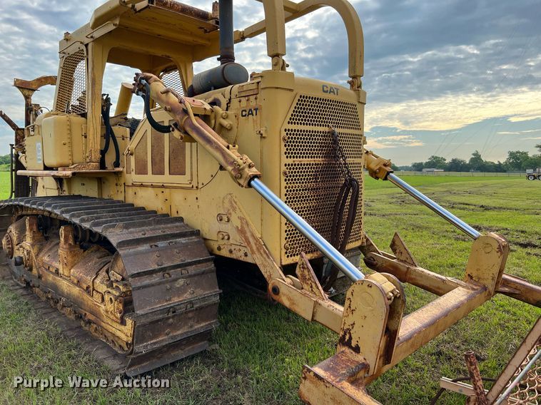image for item DQ2059 1978 Caterpillar D8K  cable plow