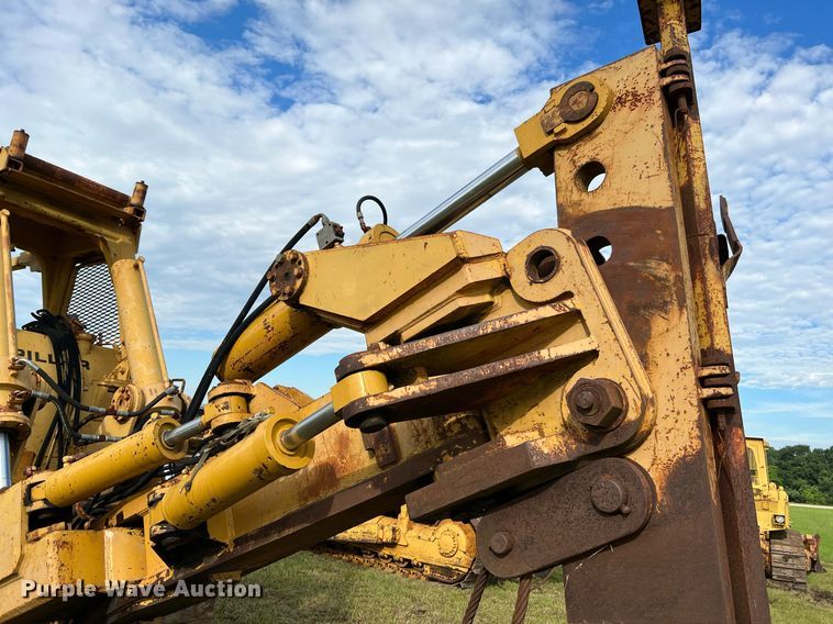 image for item DQ2059 1978 Caterpillar D8K  cable plow