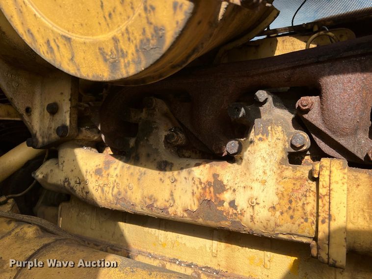 image for item DQ2059 1978 Caterpillar D8K  cable plow