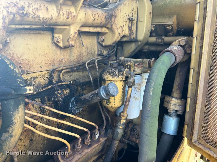 image for item DQ2059 1978 Caterpillar D8K  cable plow