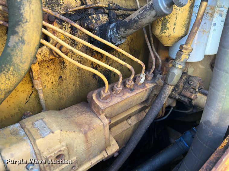 image for item DQ2059 1978 Caterpillar D8K  cable plow