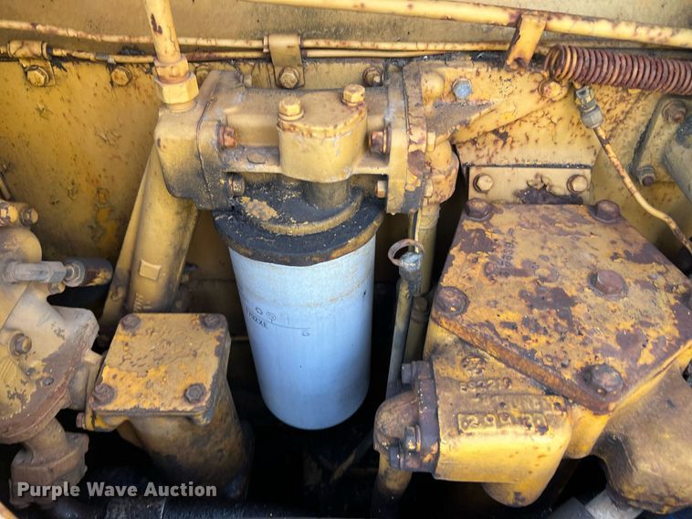 image for item DQ2059 1978 Caterpillar D8K  cable plow