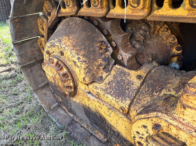 image for item DQ2059 1978 Caterpillar D8K  cable plow