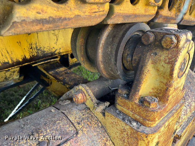 image for item DQ2059 1978 Caterpillar D8K  cable plow