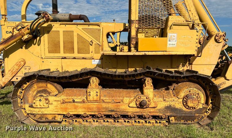 image for item DQ2059 1978 Caterpillar D8K  cable plow