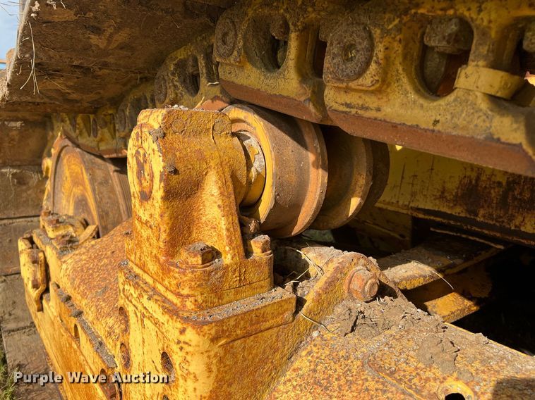 image for item DQ2059 1978 Caterpillar D8K  cable plow