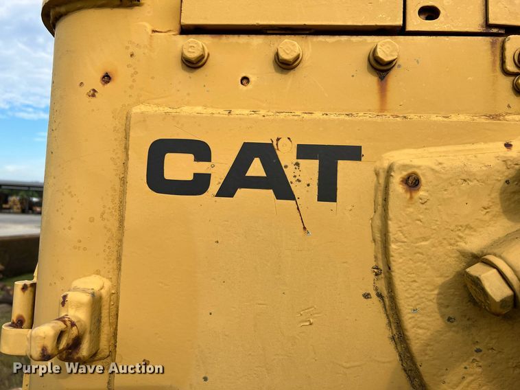 image for item DQ2059 1978 Caterpillar D8K  cable plow