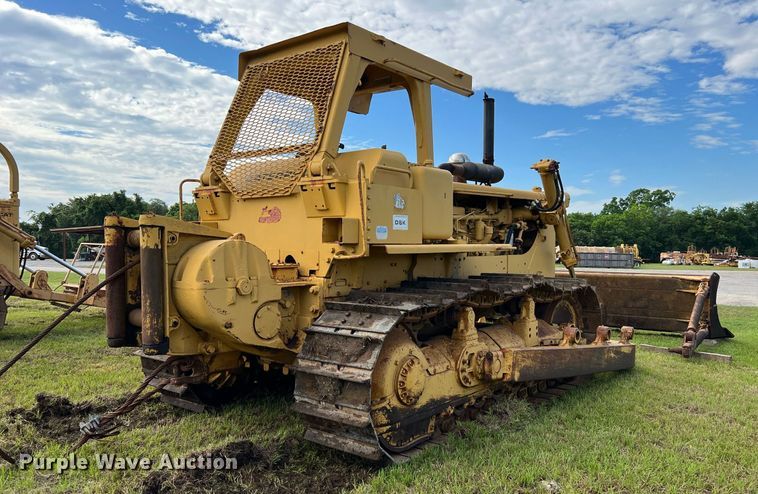 image for item DQ2060 1981 Caterpillar D8K  dozer