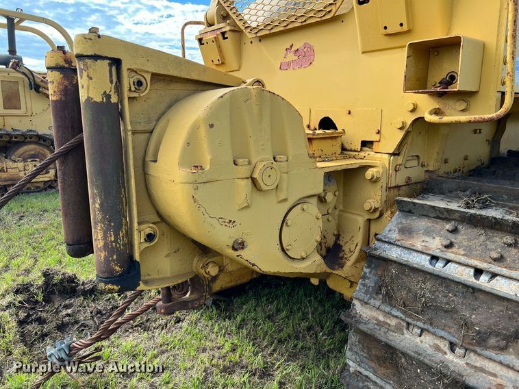 image for item DQ2060 1981 Caterpillar D8K  dozer