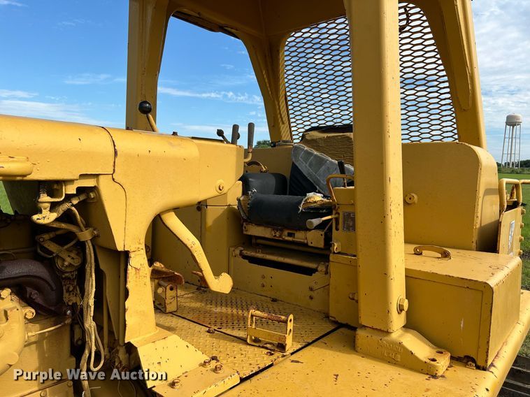 image for item DQ2060 1981 Caterpillar D8K  dozer