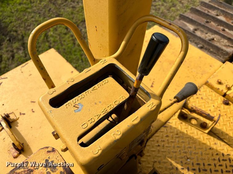 image for item DQ2060 1981 Caterpillar D8K  dozer