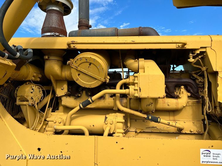 image for item DQ2060 1981 Caterpillar D8K  dozer