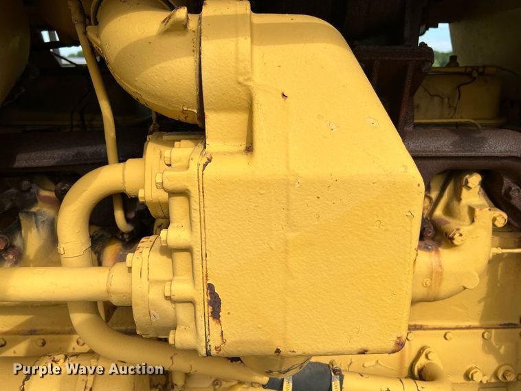 image for item DQ2060 1981 Caterpillar D8K  dozer