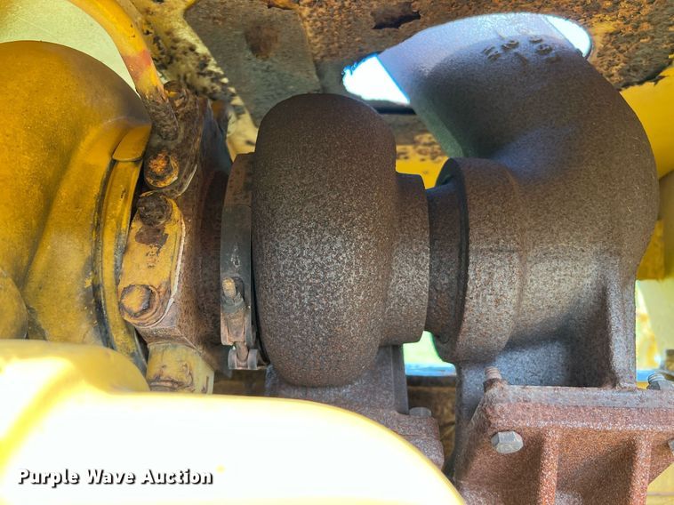 image for item DQ2060 1981 Caterpillar D8K  dozer