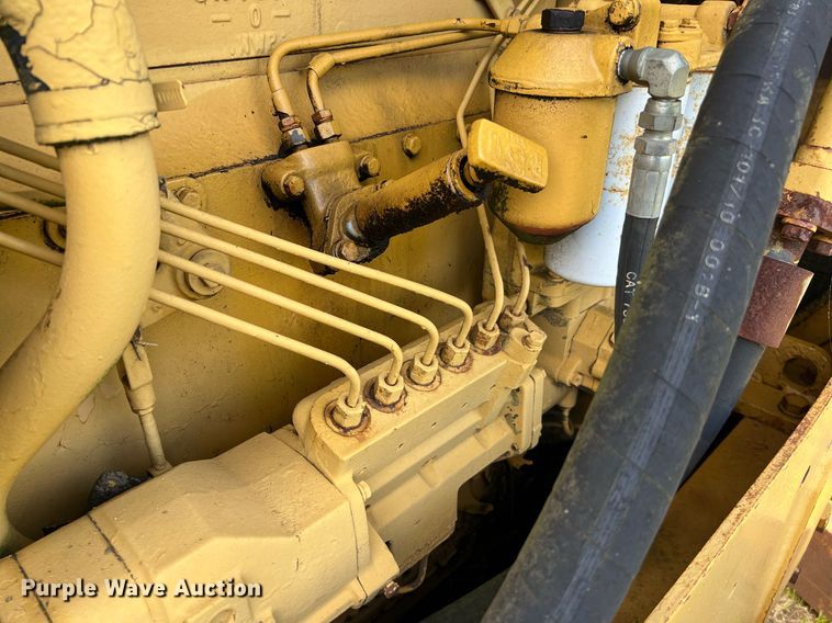 image for item DQ2060 1981 Caterpillar D8K  dozer