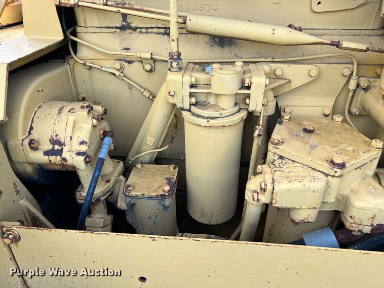 image for item DQ2060 1981 Caterpillar D8K  dozer