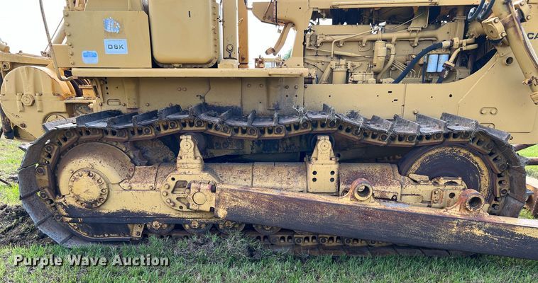 image for item DQ2060 1981 Caterpillar D8K  dozer