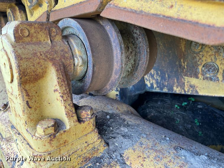 image for item DQ2060 1981 Caterpillar D8K  dozer