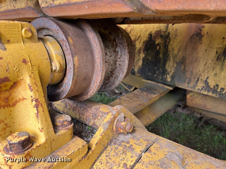 image for item DQ2060 1981 Caterpillar D8K  dozer