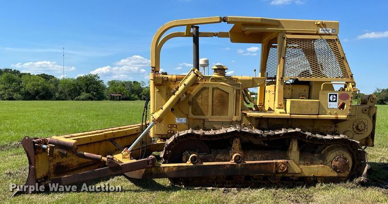 image for item DQ2061 1982 Caterpillar D7G  dozer