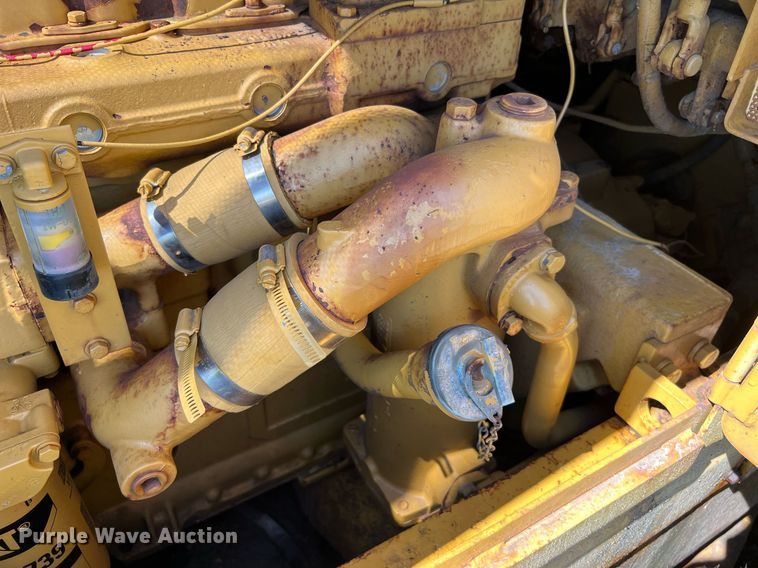 image for item DQ2061 1982 Caterpillar D7G  dozer