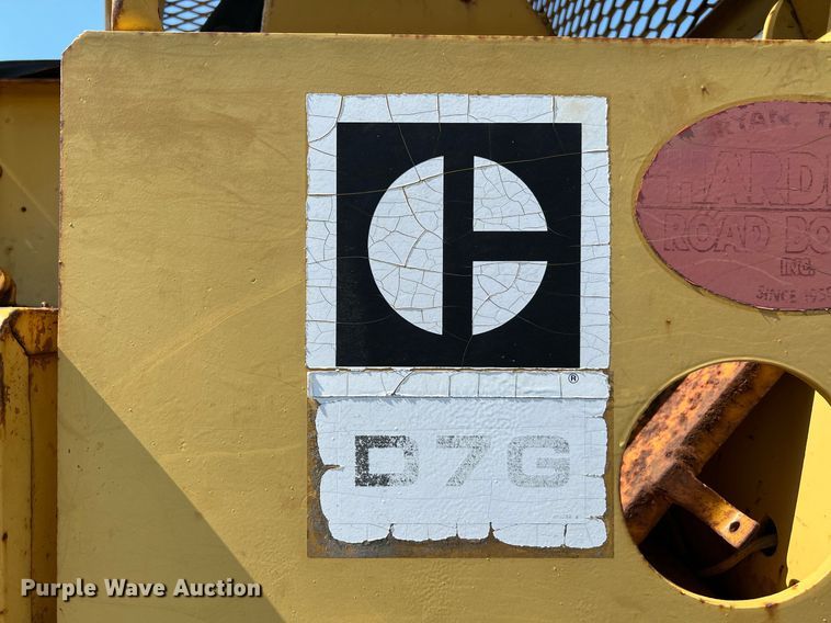image for item DQ2061 1982 Caterpillar D7G  dozer