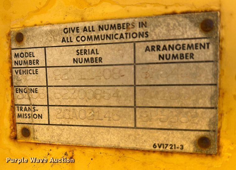 image for item DQ2061 1982 Caterpillar D7G  dozer