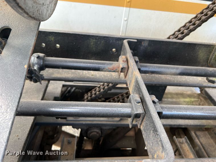 image for item DQ2064 1992 Peterbilt 379  winch truck