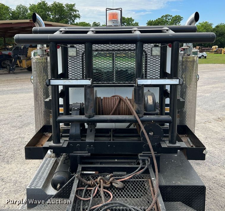 image for item DQ2064 1992 Peterbilt 379  winch truck