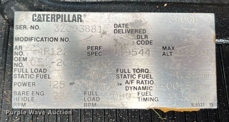 image for item DQ2064 1992 Peterbilt 379  winch truck