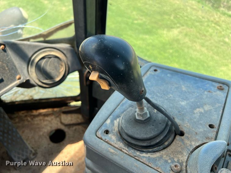 image for item DQ2069 2008 Caterpillar 924H  wheel loader