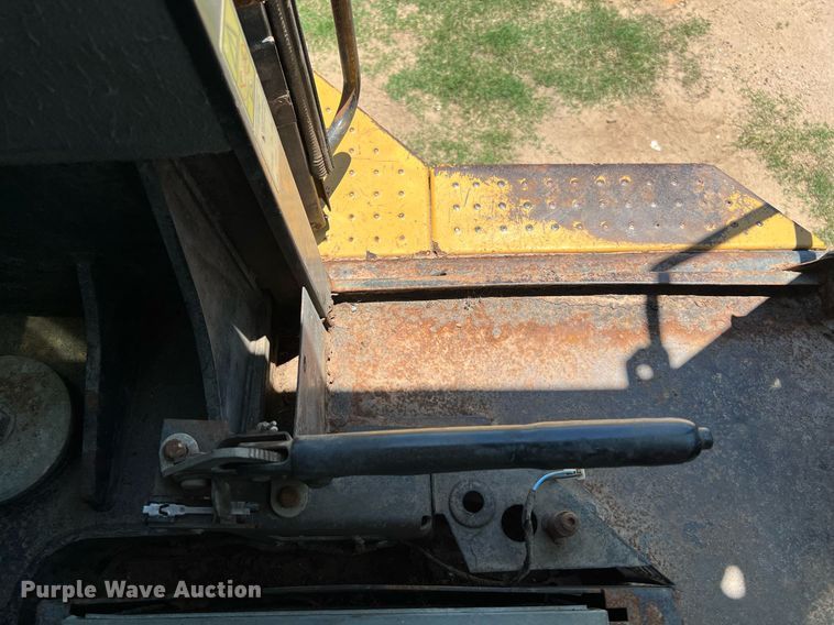 image for item DQ2069 2008 Caterpillar 924H  wheel loader