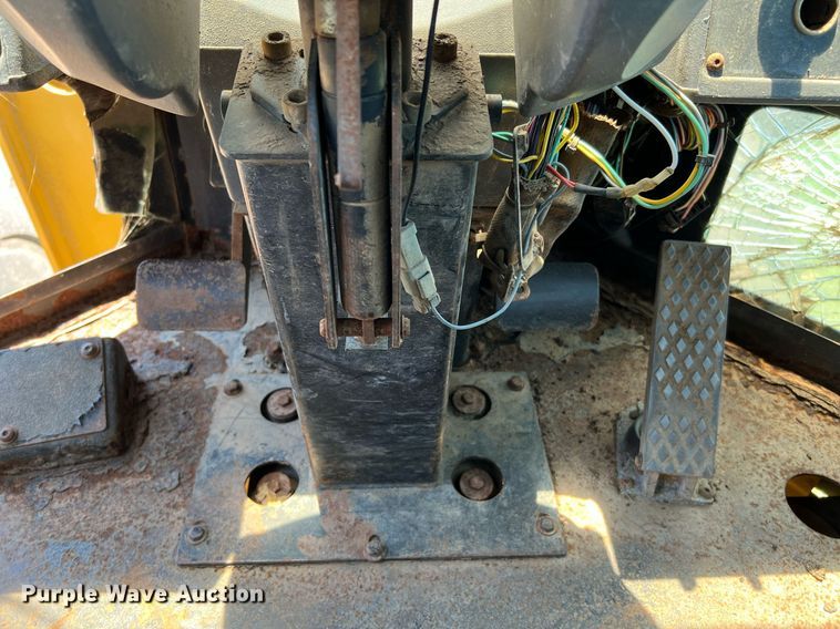 image for item DQ2069 2008 Caterpillar 924H  wheel loader