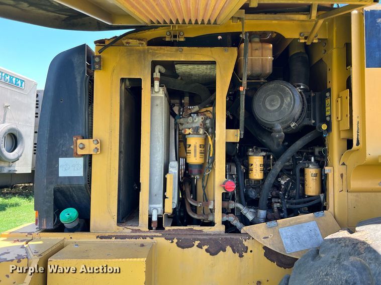 image for item DQ2069 2008 Caterpillar 924H  wheel loader