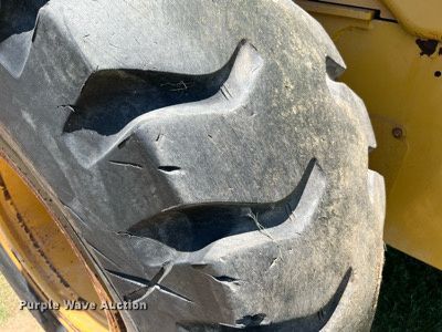 image for item DQ2069 2008 Caterpillar 924H  wheel loader