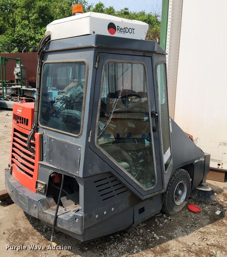 image for item DQ5392 Power Boss Armadillo 9XR  sweeper