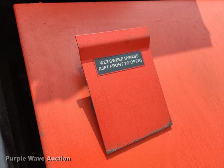 image for item DQ5392 Power Boss Armadillo 9XR  sweeper