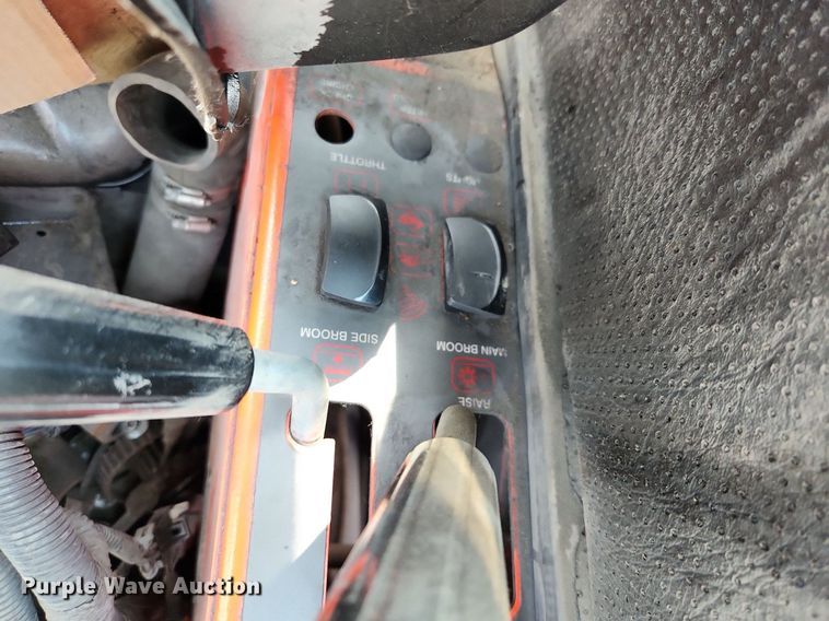 image for item DQ5392 Power Boss Armadillo 9XR  sweeper