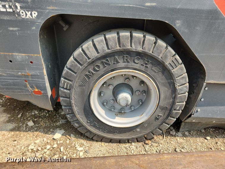 image for item DQ5392 Power Boss Armadillo 9XR  sweeper