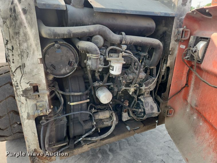 image for item DQ5393 2008 Bobcat S220  skid steer loader