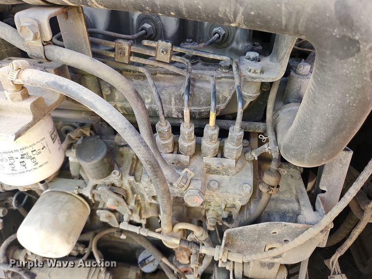 image for item DQ5393 2008 Bobcat S220  skid steer loader