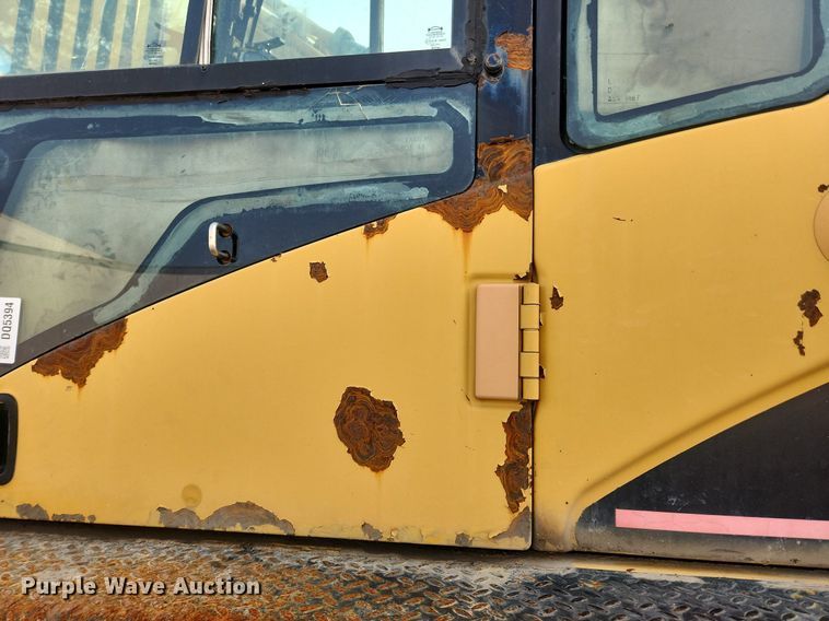 image for item DQ5394 2006 Caterpillar 330DL  excavator